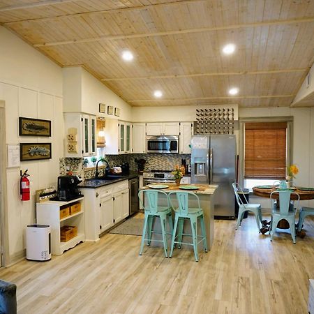 Ami Tree House Villa Брейдентон Бийч Екстериор снимка